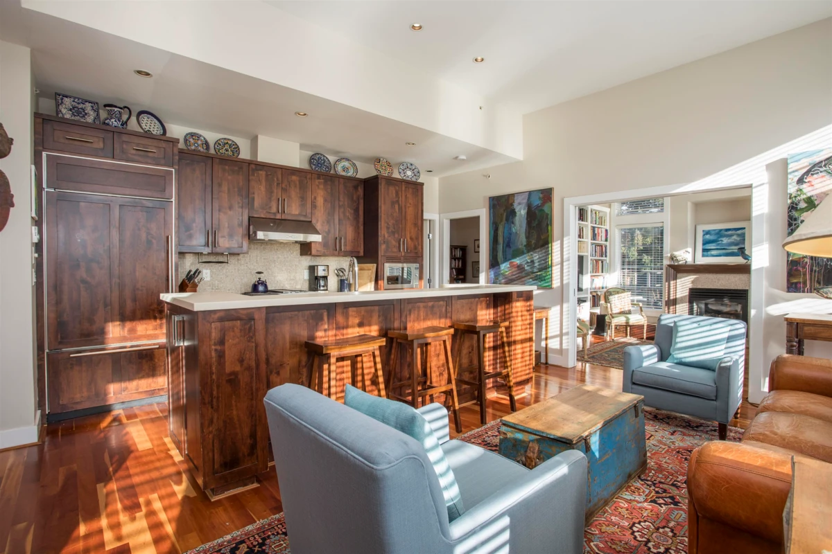 Dining Area Photo of 404 6328 Larkin Drive, Vancouver, BC