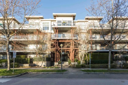 404 6328 Larkin Drive, Vancouver, BC, Vancouver — Apartment/Condo for sale