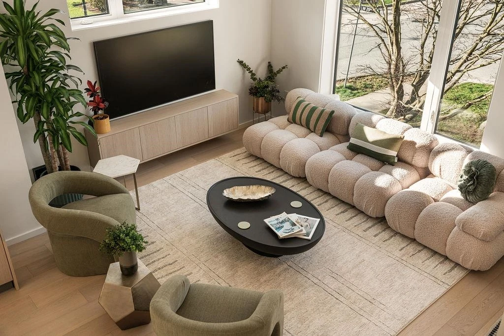 Living Room Photo of 4520 Heather Street, Vancouver, BC