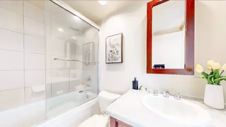 Laundry Room Photo of 301 7368 Sandborne Avenue, Burnaby, BC