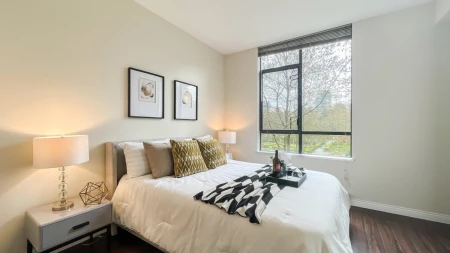 Office / Den Photo of 301 7368 Sandborne Avenue, Burnaby, BC