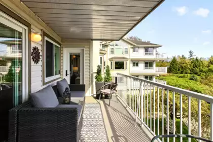 Outdoor Patio Photo of 212 20600 53a Avenue, Langley, BC