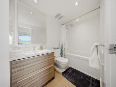 Walk-In Closet Photo of 602 1550 Fern Street, North Vancouver, BC