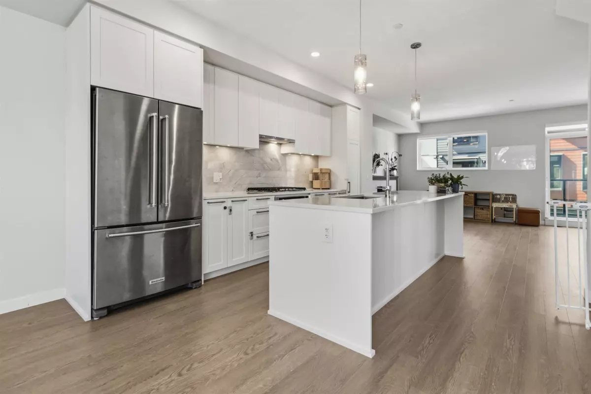 Dining Area Photo of 189 4738 Hemlock Way, Tsawwassen, BC