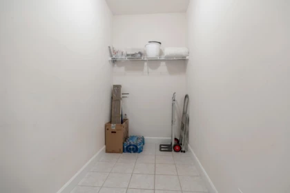 Walk-In Closet Photo of 417 4280 Moncton Street, Richmond, BC