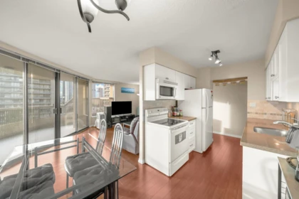 Kitchen Photo of 1108 2041 Bellwood Avenue, Burnaby, BC