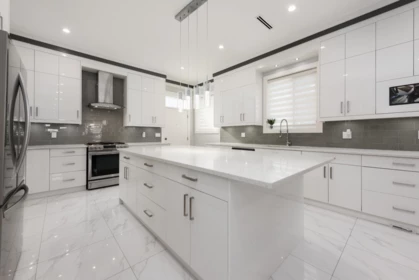 1135 Yorston Court, Burnaby, BC, Simon Fraser Univer. — 5 bed half duplex for sale