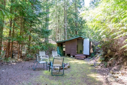 Community Amenities Photo (Clubhouse) of 486 Bluff Way, Mayne Island, BC