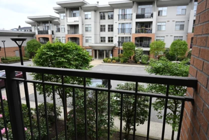 Loft / Bonus Room Photo of 202 33545 Rainbow Avenue, Abbotsford, BC