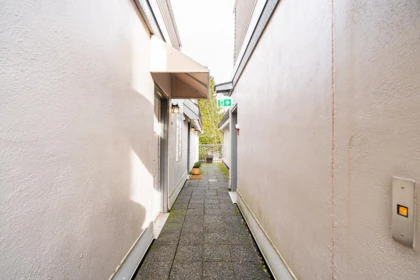 Front Yard Photo of 304 592 W 16th Avenue, Vancouver, BC