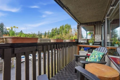 Front Yard Photo of 1021 Old Lillooet Road, North Vancouver, BC