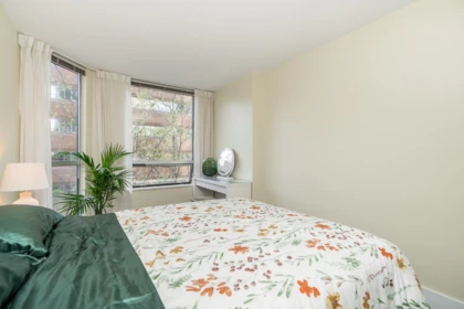 Office / Den Photo of 403 811 Helmcken Street, Vancouver, BC