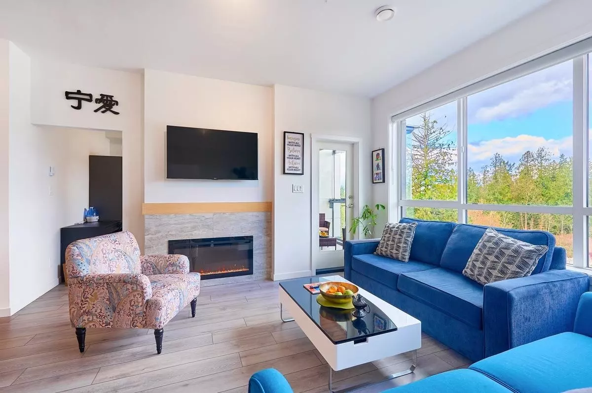 Living Room Photo of 317 11641 227 Street, Maple Ridge, BC