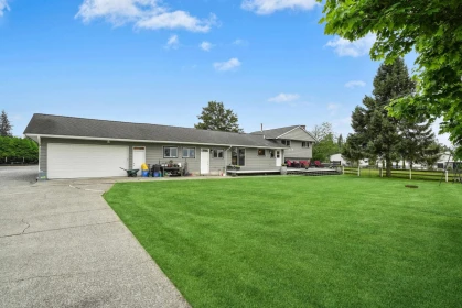 Swimming Pool Photo of 21723 24 Avenue, Langley, BC
