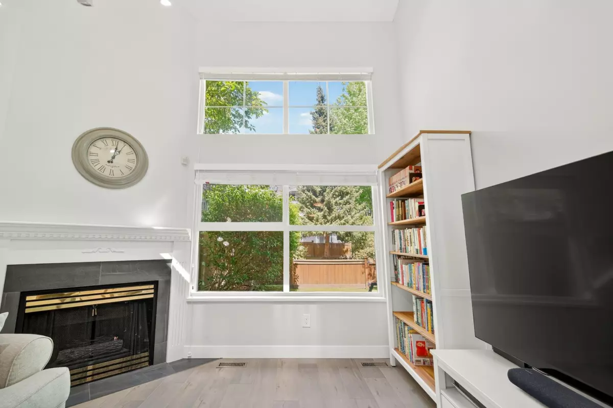 Living Room Photo of 54 8111 160 Street, Surrey, BC