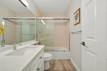 Entry Foyer Photo of 54 8111 160 Street, Surrey, BC