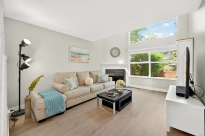 54 8111 160 Street, Surrey, BC, Surrey — Townhouse for sale