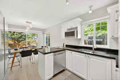 Kitchen Photo of 54 8111 160 Street, Surrey, BC