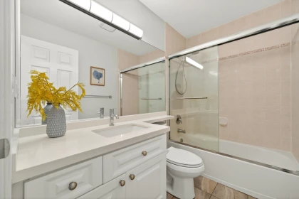 Mudroom Photo of 54 8111 160 Street, Surrey, BC