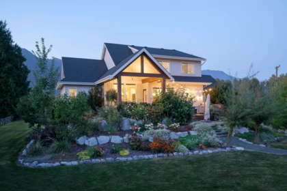 37225 Mckamie Road, Mission, BC, Mission — Single Family Residence for sale