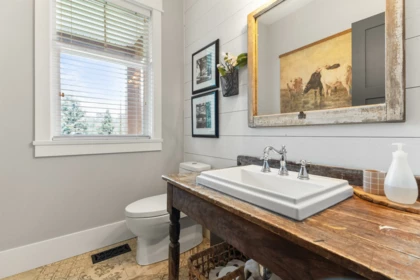 Powder Room Photo of 37225 Mckamie Road, Mission, BC