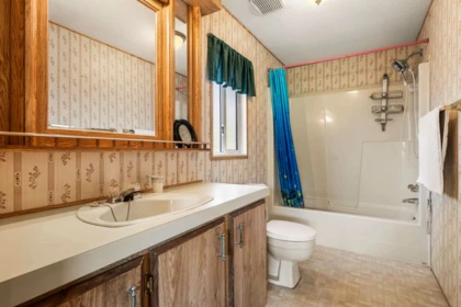 Laundry Room Photo of 69 6035 Vedder Road, Chilliwack, BC