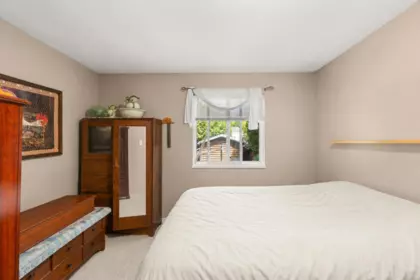 Breakfast Nook Photo of 21611 50 Avenue, Langley, BC