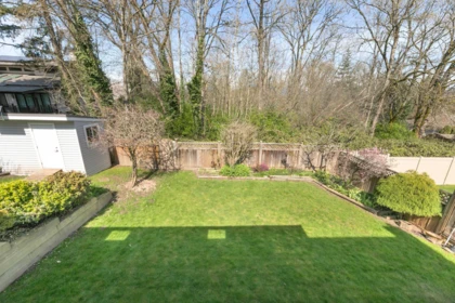 Front Yard Photo of 4657 Grassmere Street, Burnaby, BC