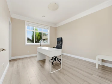 Hallway Photo of 5631 Clearwater Drive, Richmond, BC