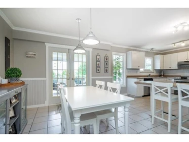 Breakfast Nook Photo of 18120 58a Avenue, Surrey, BC