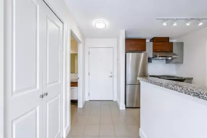 326 6033 Katsura Street, Richmond, BC, Richmond — Apartment/Condo for sale