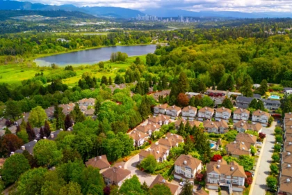 Garden / Landscaping Photo of 2 5950 Oakdale Road, Burnaby, BC
