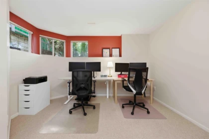Hallway Photo of 2 5950 Oakdale Road, Burnaby, BC