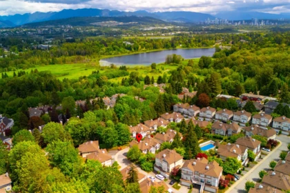 Swimming Pool Photo of 2 5950 Oakdale Road, Burnaby, BC