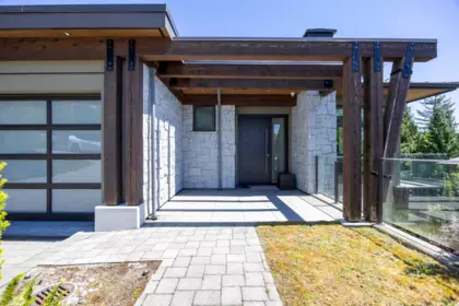 Swimming Pool Photo of 2812 Rodgers Creek Lane, Vancouver, BC