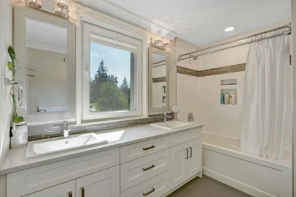 Laundry Room Photo of 20210 28 Avenue, Langley, BC