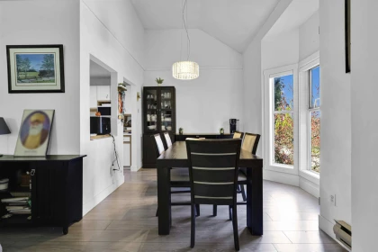 Kitchen Photo of 315 13918 72 Avenue, Surrey, BC
