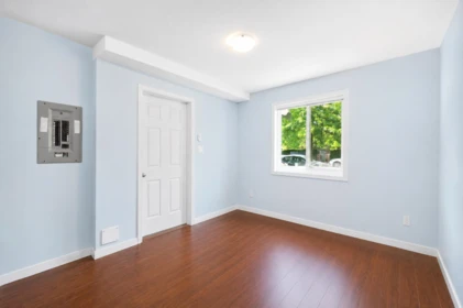 Walk-In Closet Photo of 3 9751 Ferndale Road, Richmond, BC