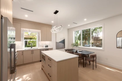 Guest Bathroom Photo of 1 3635 Turner Street, Vancouver, BC
