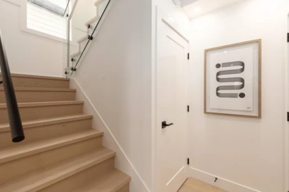 Powder Room Photo of 1 3635 Turner Street, Vancouver, BC