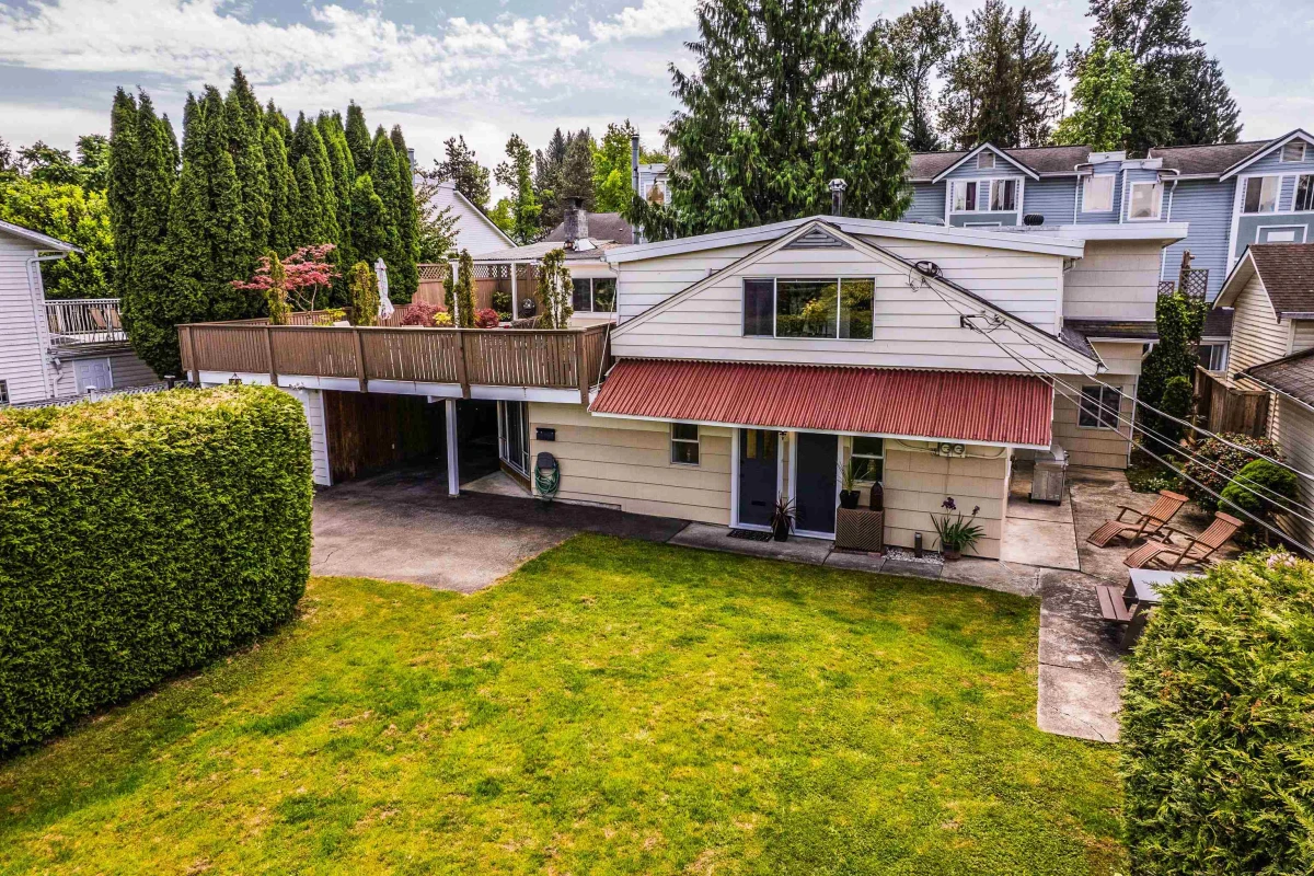 Living Room Photo of 22450 Streng Avenue, Maple Ridge, BC