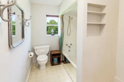 Powder Room Photo of 22450 Streng Avenue, Maple Ridge, BC