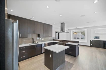 Kitchen Photo of 7493 Gatineau Place, Vancouver, BC