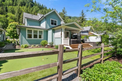 Hot Tub / Spa Photo of 43284 Water Mill Way, Lindell Beach, BC