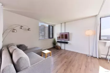 Primary Bedroom Photo of 1501 1725 Pendrell Street, Vancouver, BC