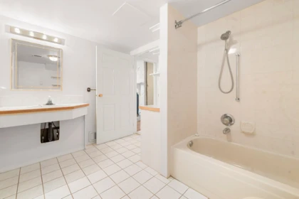 Primary Bathroom Photo of 1048 Lombardy Drive, Port Coquitlam, BC