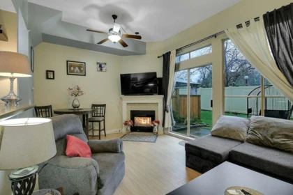 42 21960 River Road, Maple Ridge, BC, Maple Ridge — Townhouse for sale