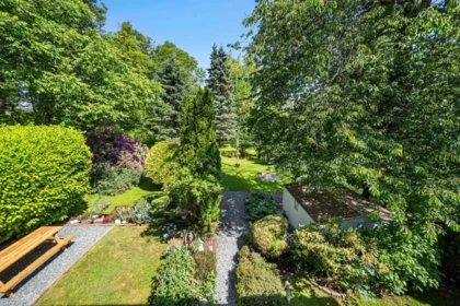 Garden / Landscaping Photo of 19949 51 Avenue, Langley, BC