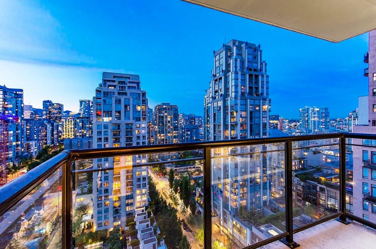 Exterior Rear Photo of 2002 1295 Richards Street, Vancouver, BC