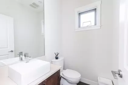 Guest Bathroom Photo of 6 8699 Williams Road, Richmond, BC